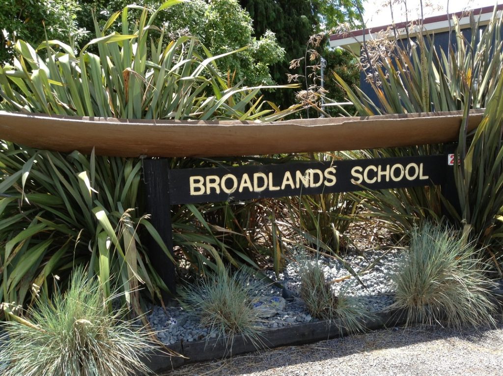 Our Photos Broadlands School